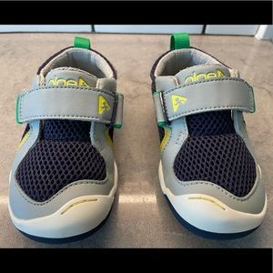 Plae Navy/Limestone Toddler Sneakers